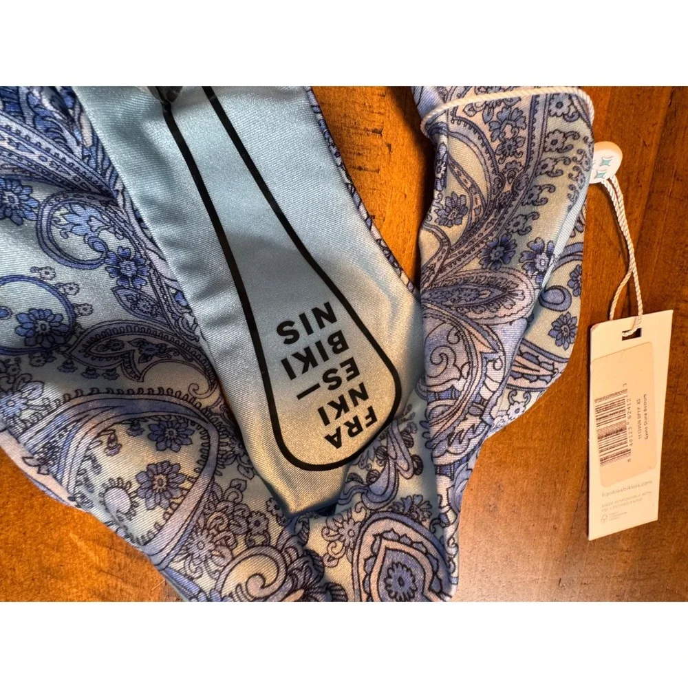 Frankies Bikinis Gavin Shine Bottom Blue Paisley NEW Swimwear NWT Swimsuit